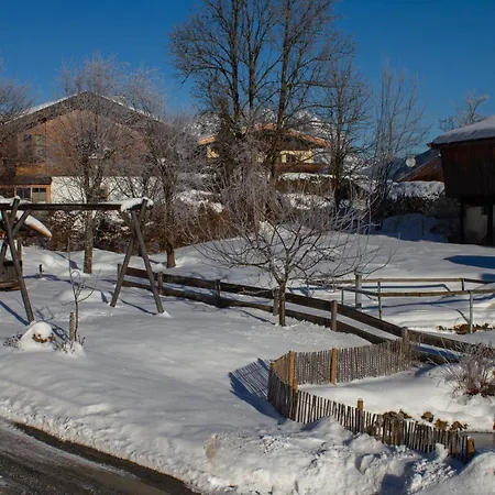 Oberstaudach Apartament